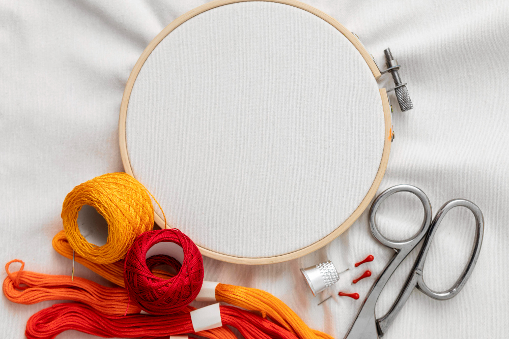 Вышивка монетных мотивов: техники шитья исторических символов